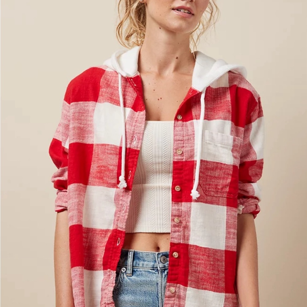 New with Tags American Eagle oversized Plaid Button down size small